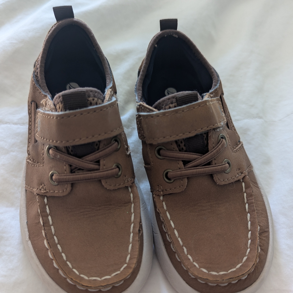 Sperry Brown Moccasins with Traditional Stitching and Slip-On Design